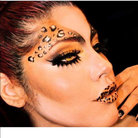 VIOLENT LIPS The Leopard Temporary Lip Appliqués - Picture 5 of 5